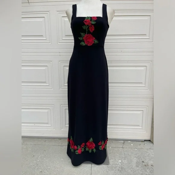 green emerald velvet dress OMEWEE Mexican Dress for Women Traditional Off Shoulder Embroidered Present  Casual Sexy Lace Long Maxi Dress Summer Floral Print Cinco de Mayo Fiesta  Dresses Black S at Amazon Women's Clothing store main image 1